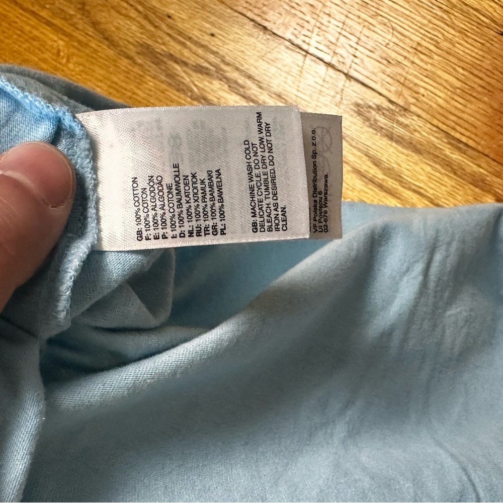 The North Face Sky Blue Tee Adventure Shirt Mens Size M Outdoor Activewear Light - Picture 7 of 8